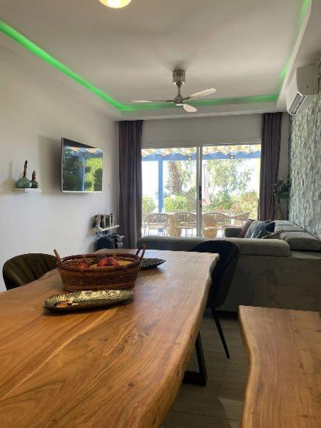 Ferienwohnung Timeless Cyprus Paphos Exterior foto